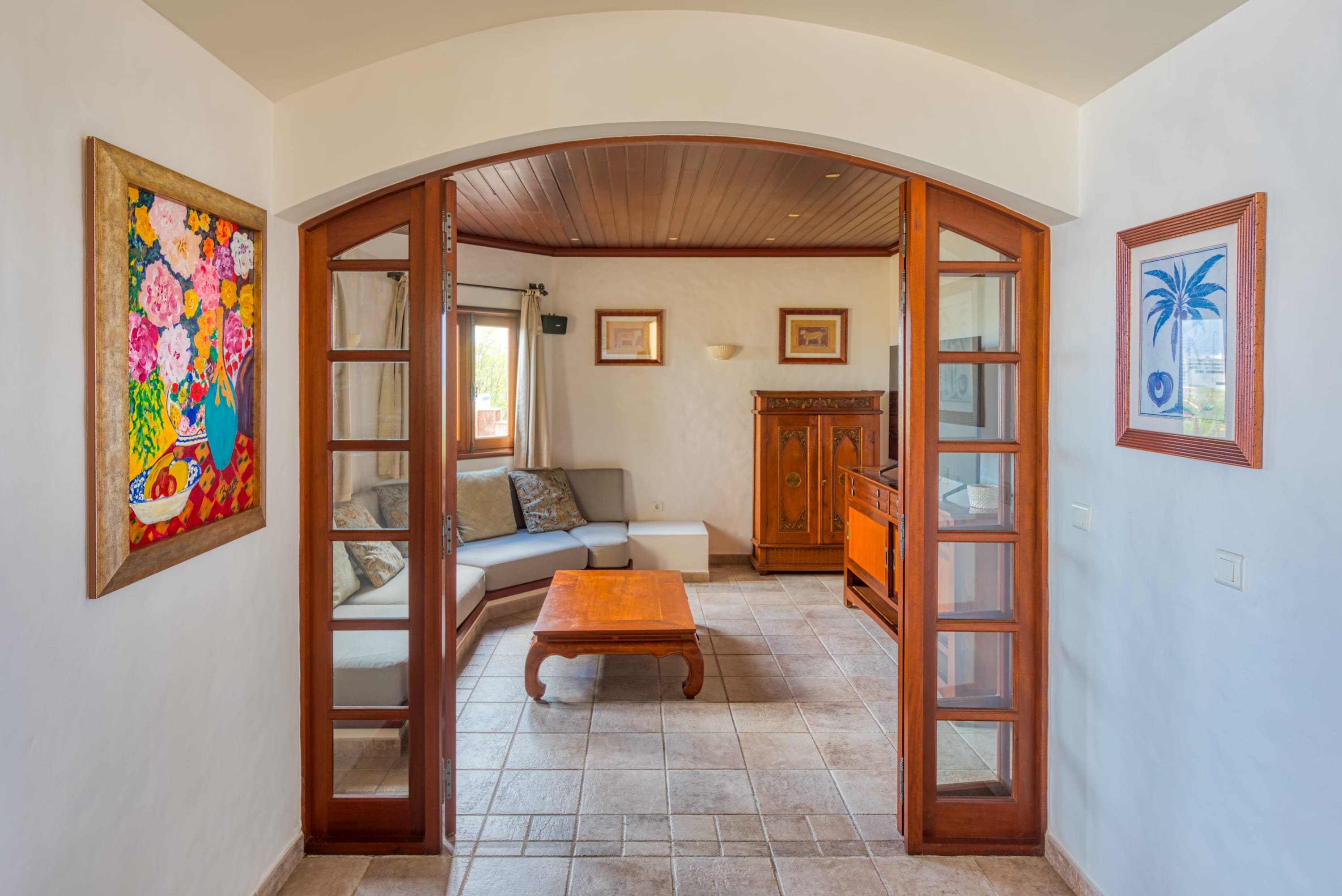 Villa Terre Azure, Terres Basses Villa with Lagoon Views and a 50-Foot Infinity Pool - Photo 9