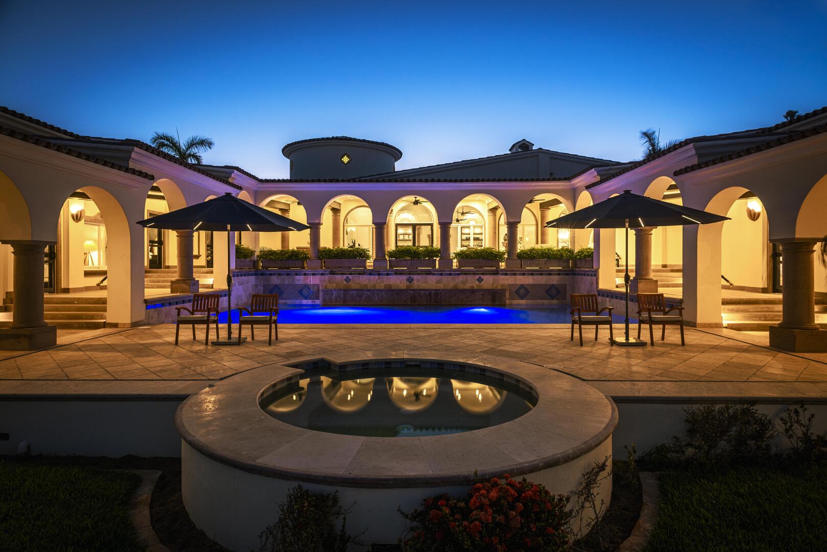 Villa Tortuga Palmilla, Beachfront Luxury in Palmilla Sur Main View