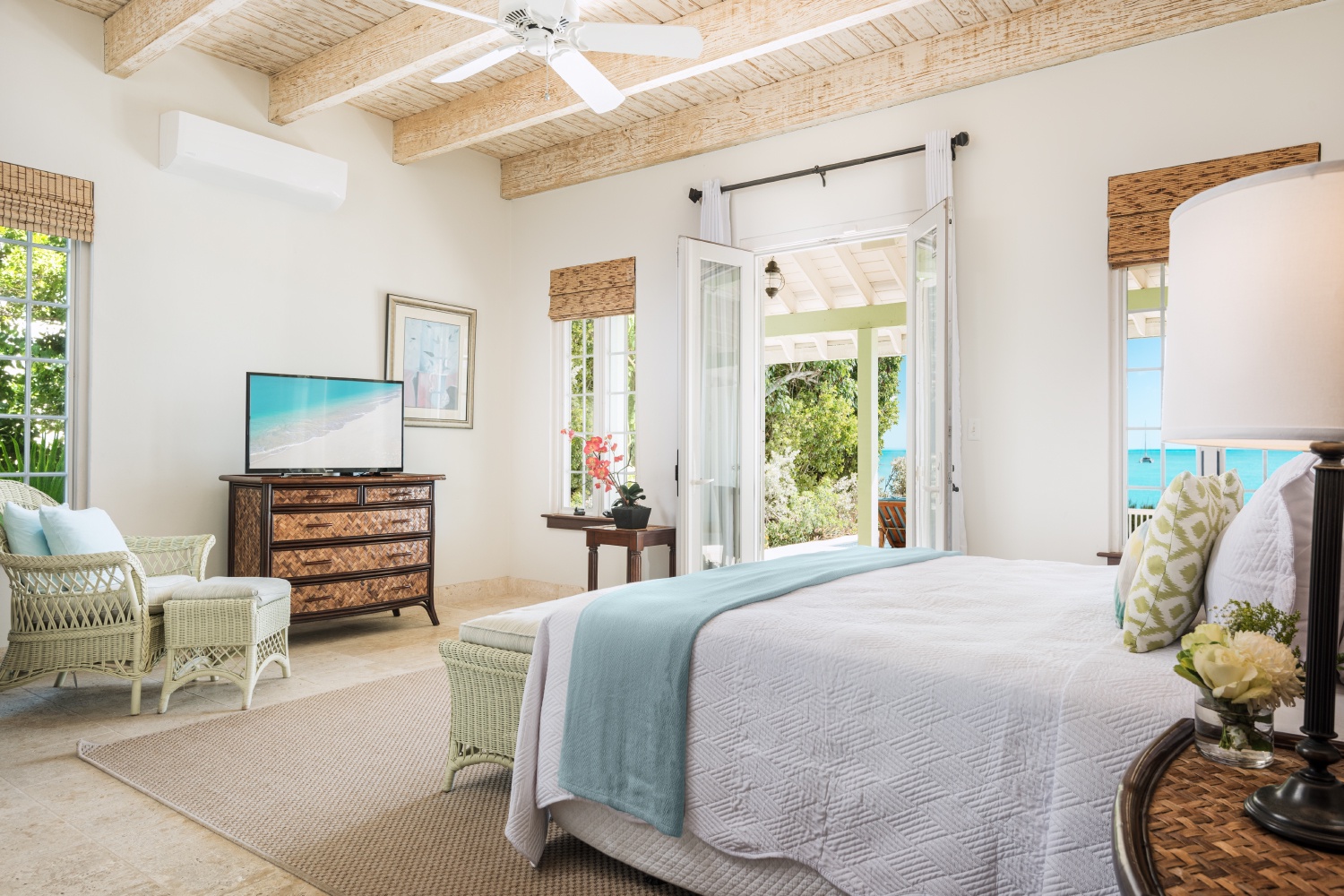 Villa Turquesa, Sapodilla Bay Beachfront Villa with Private Dock and Infinity Pool - Photo 24