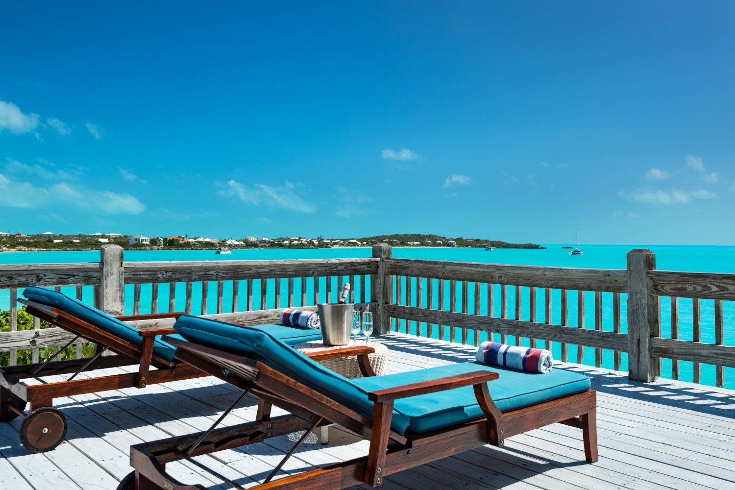 Villa Turquesa, Sapodilla Bay Beachfront Villa with Private Dock and Infinity Pool - Photo 29