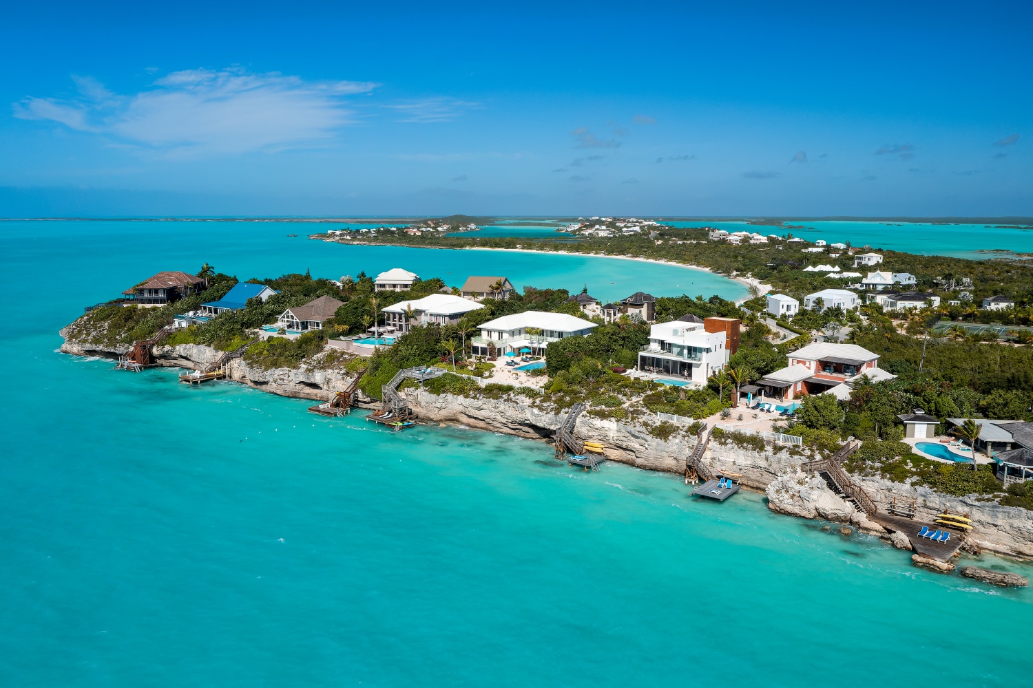 Villa Turquesa, Sapodilla Bay Beachfront Villa with Private Dock and Infinity Pool - Photo 6