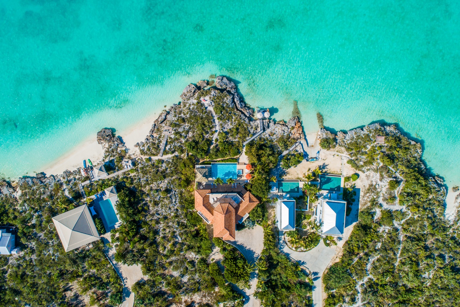 Villa Valentina, Beachfront Grace on Providenciales with Infinity Pool, Dock and Sea Views - Photo 23