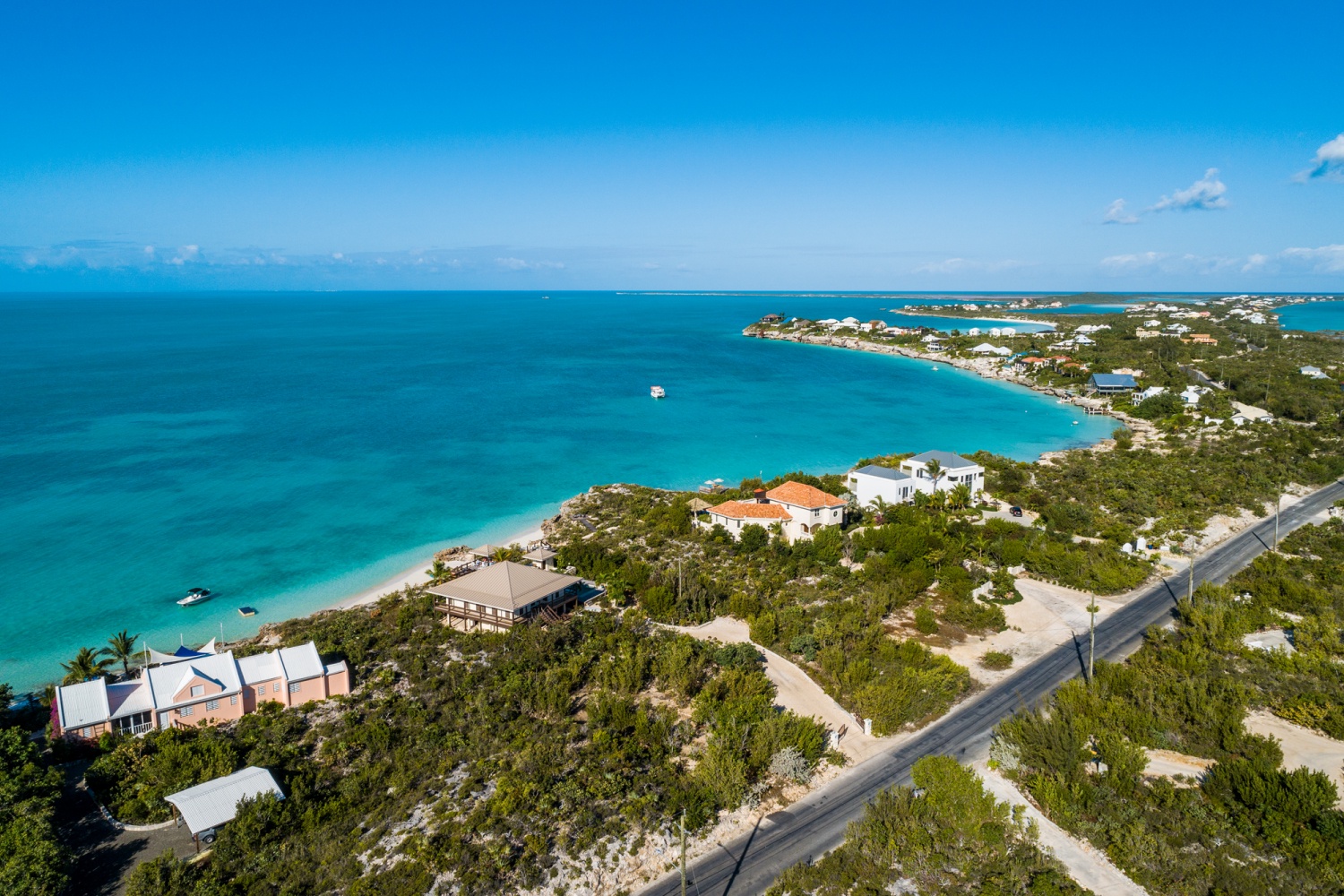 Villa Valentina, Beachfront Grace on Providenciales with Infinity Pool, Dock and Sea Views - Photo 24