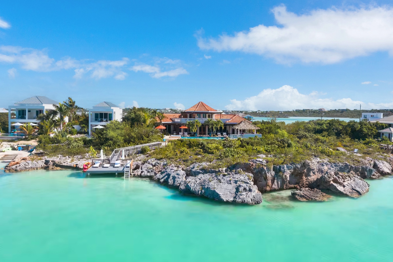 Villa Valentina, Beachfront Grace on Providenciales with Infinity Pool, Dock and Sea Views