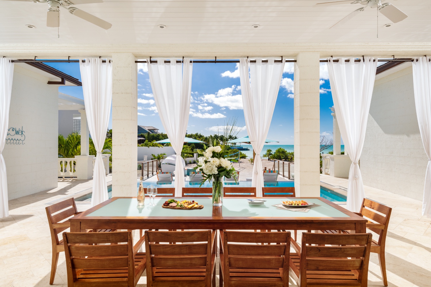 Villa Vamar on Taylor Bay Beach, Private Oceanfront Provo Villa for 12 - Photo 12
