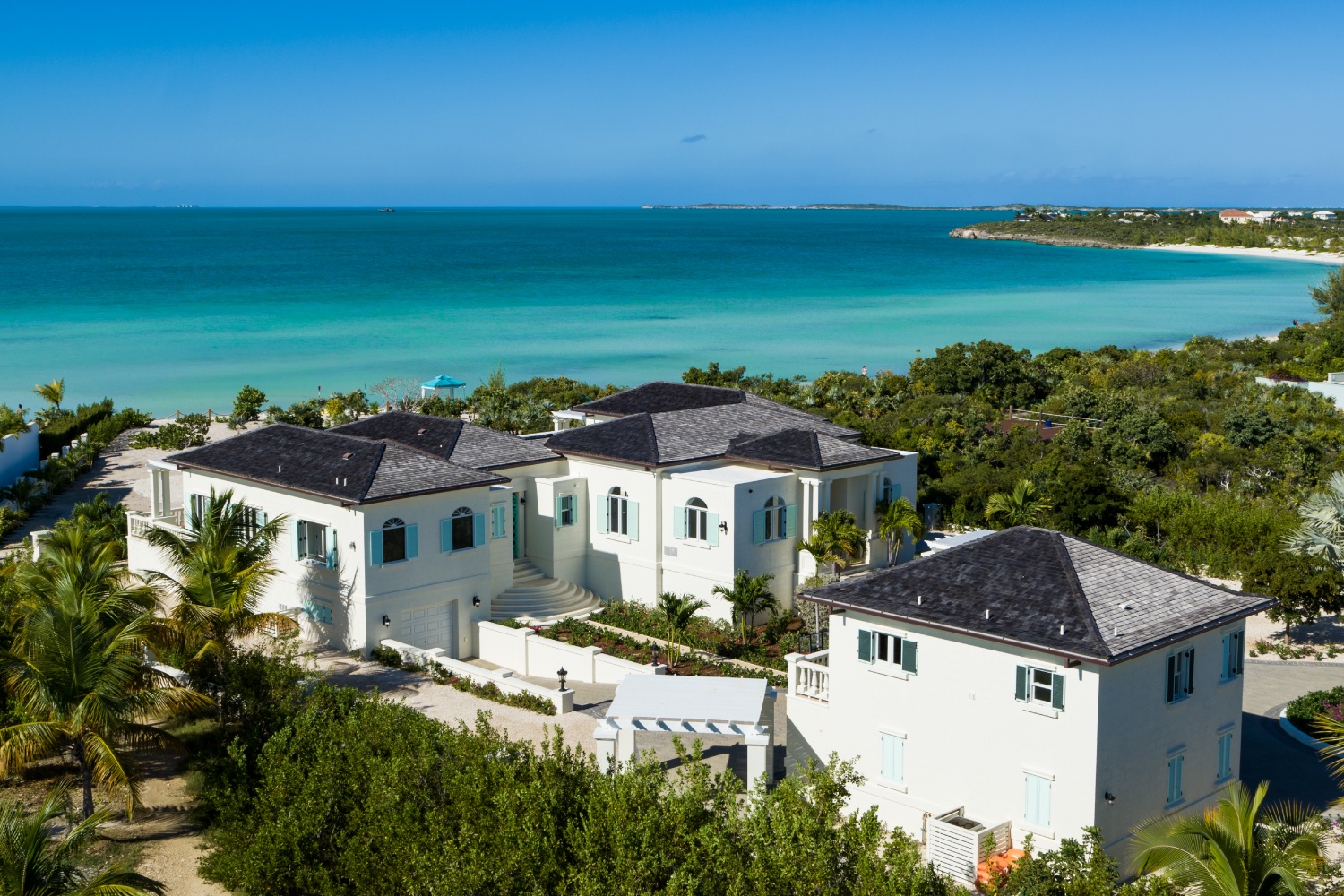 Villa Vamar on Taylor Bay Beach, Private Oceanfront Provo Villa for 12 - Photo 51