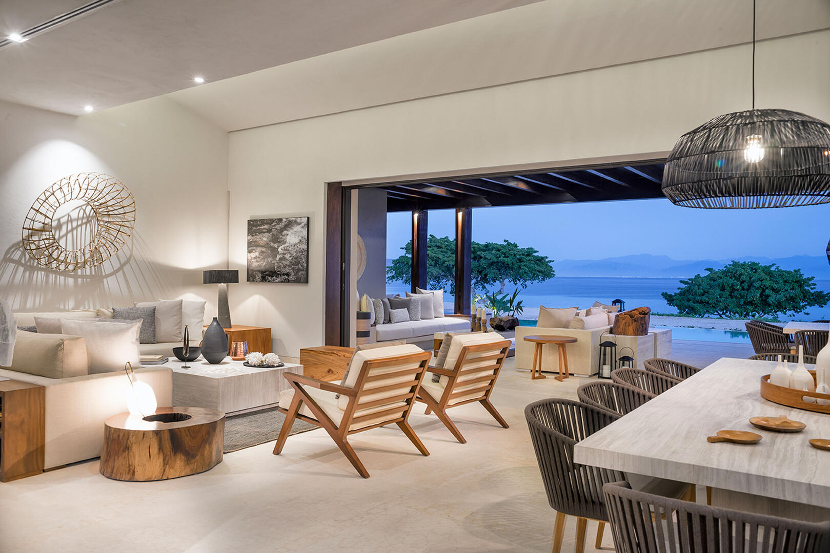 Villa Vista Hermosa, Oceanfront Punta Mita Villa with Private Beach Club Access - Photo 14