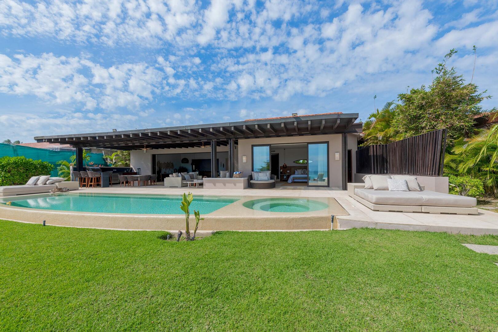 Villa Vista Hermosa, Oceanfront Punta Mita Villa with Private Beach Club Access Gallery 3