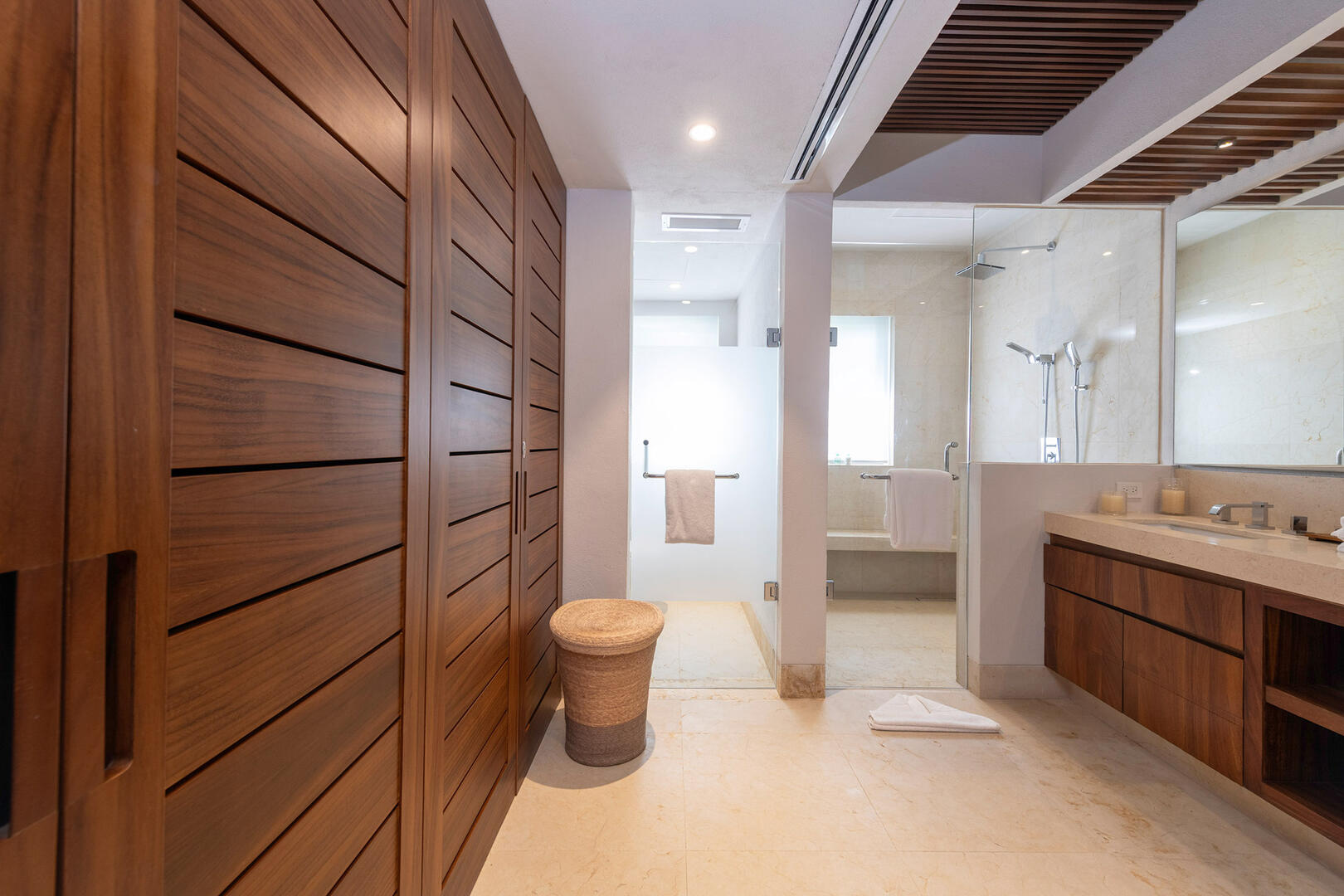 Villa Vista Hermosa, Oceanfront Punta Mita Villa with Private Beach Club Access - Photo 9