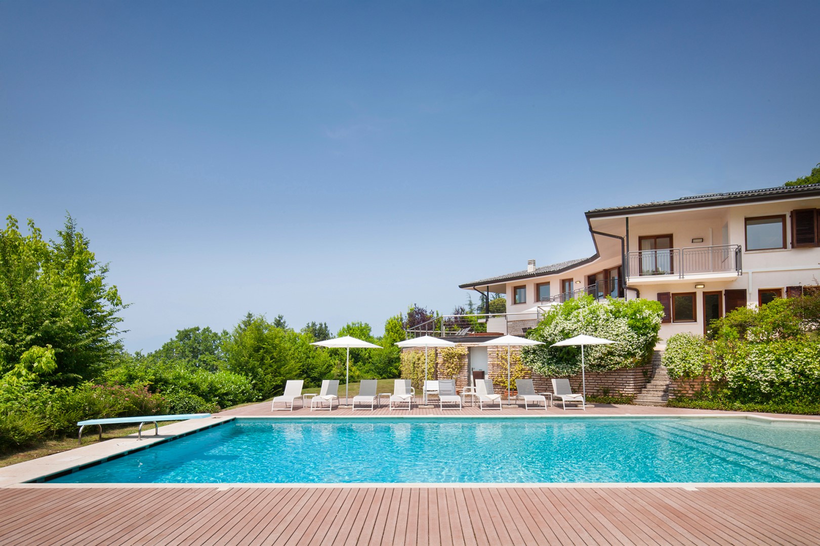 Villa Viù, Hilltop Lake Garda Villa with Private Pool, Spa and Four Double Bedrooms Gallery 1