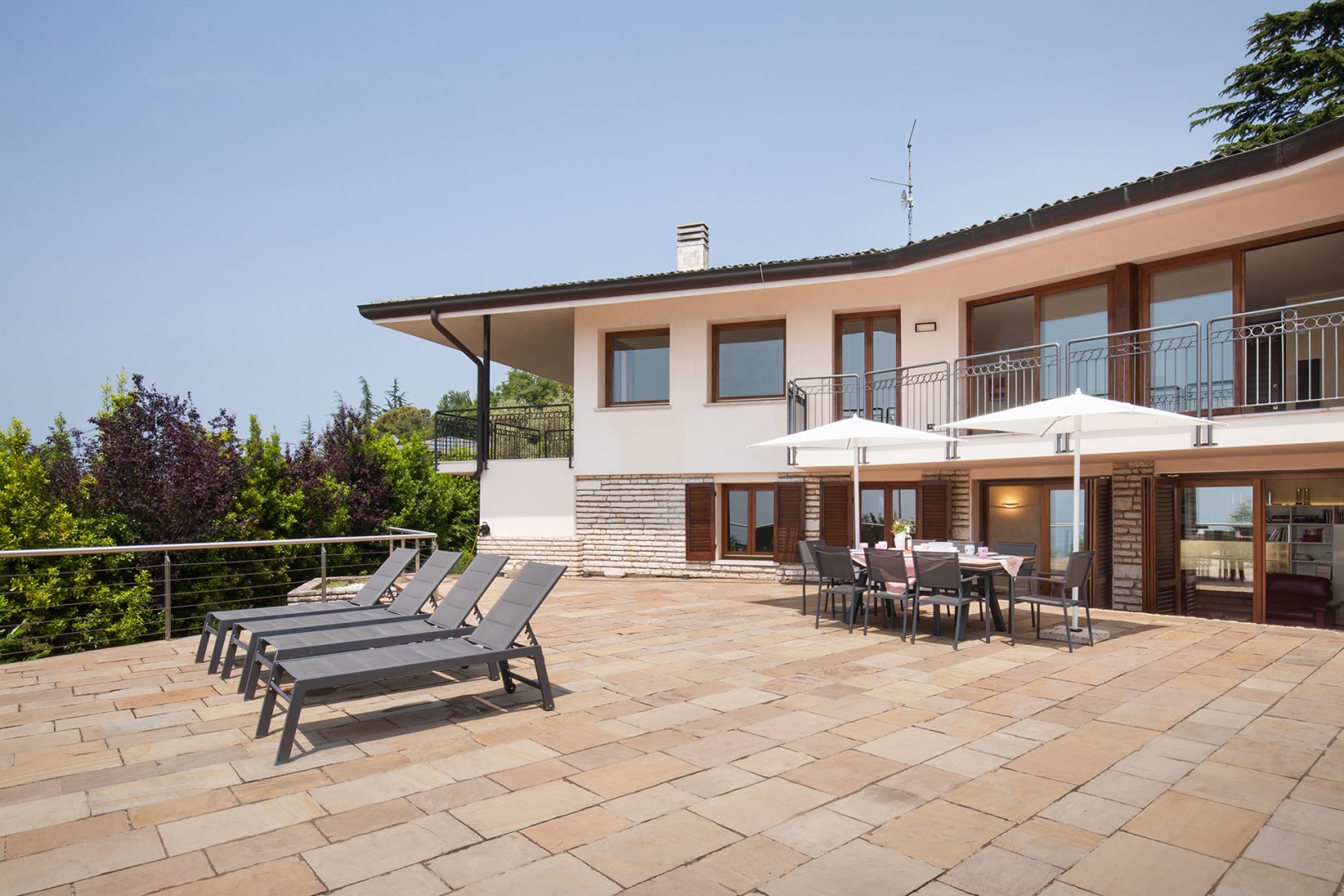 Villa Viù, Hilltop Lake Garda Villa with Private Pool, Spa and Four Double Bedrooms - Photo 20