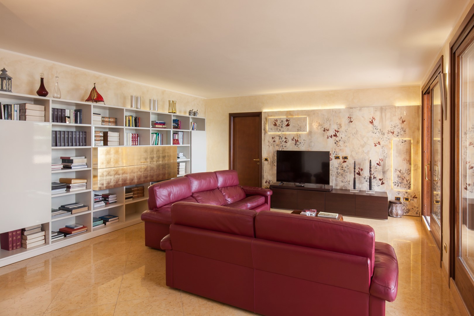 Villa Viù, Hilltop Lake Garda Villa with Private Pool, Spa and Four Double Bedrooms - Photo 29