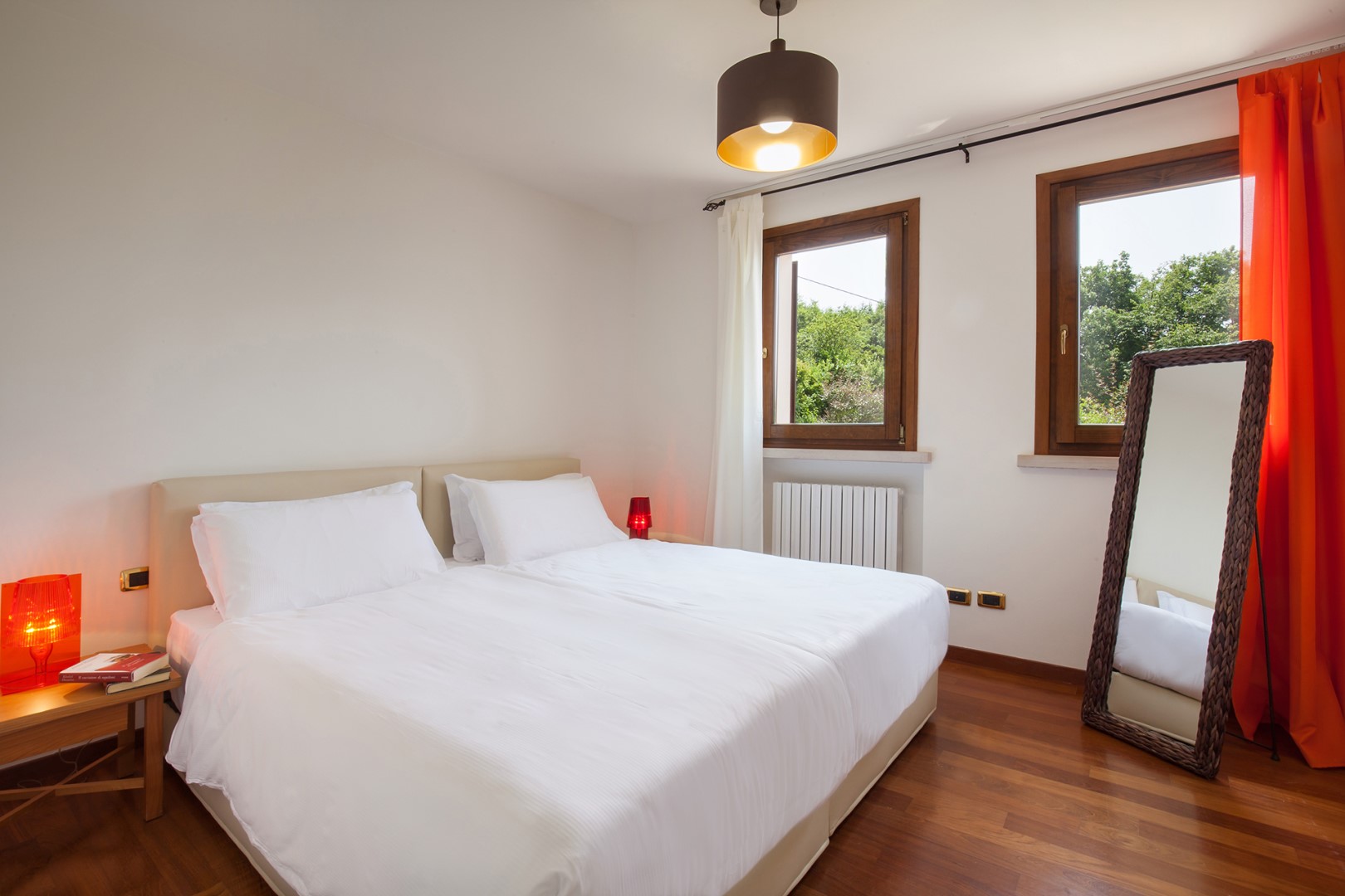 Villa Viù, Hilltop Lake Garda Villa with Private Pool, Spa and Four Double Bedrooms - Photo 49