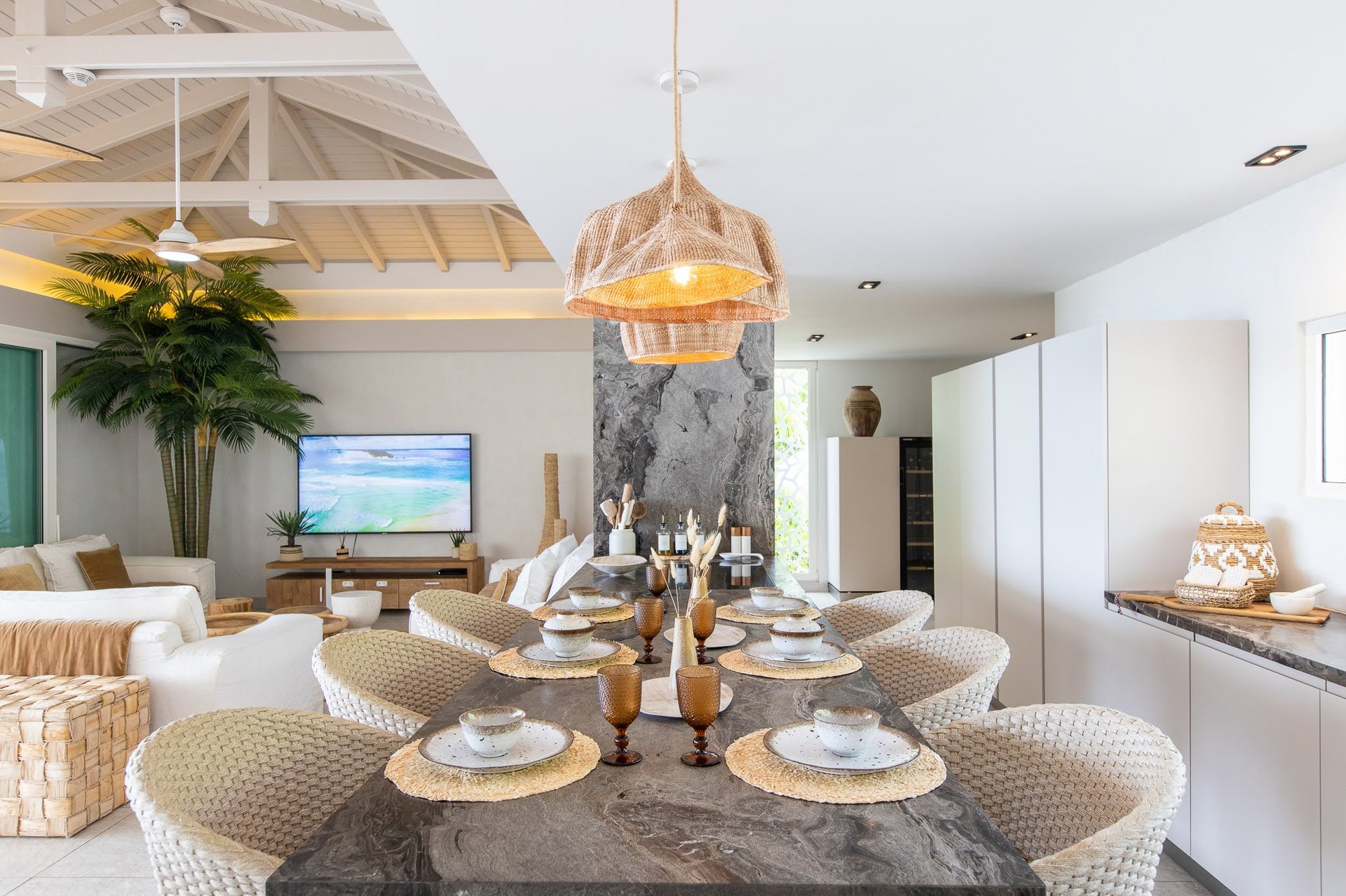 Villa Vogue Art, Five King Suites with Pinel Island Views in Cul de Sac - Photo 14