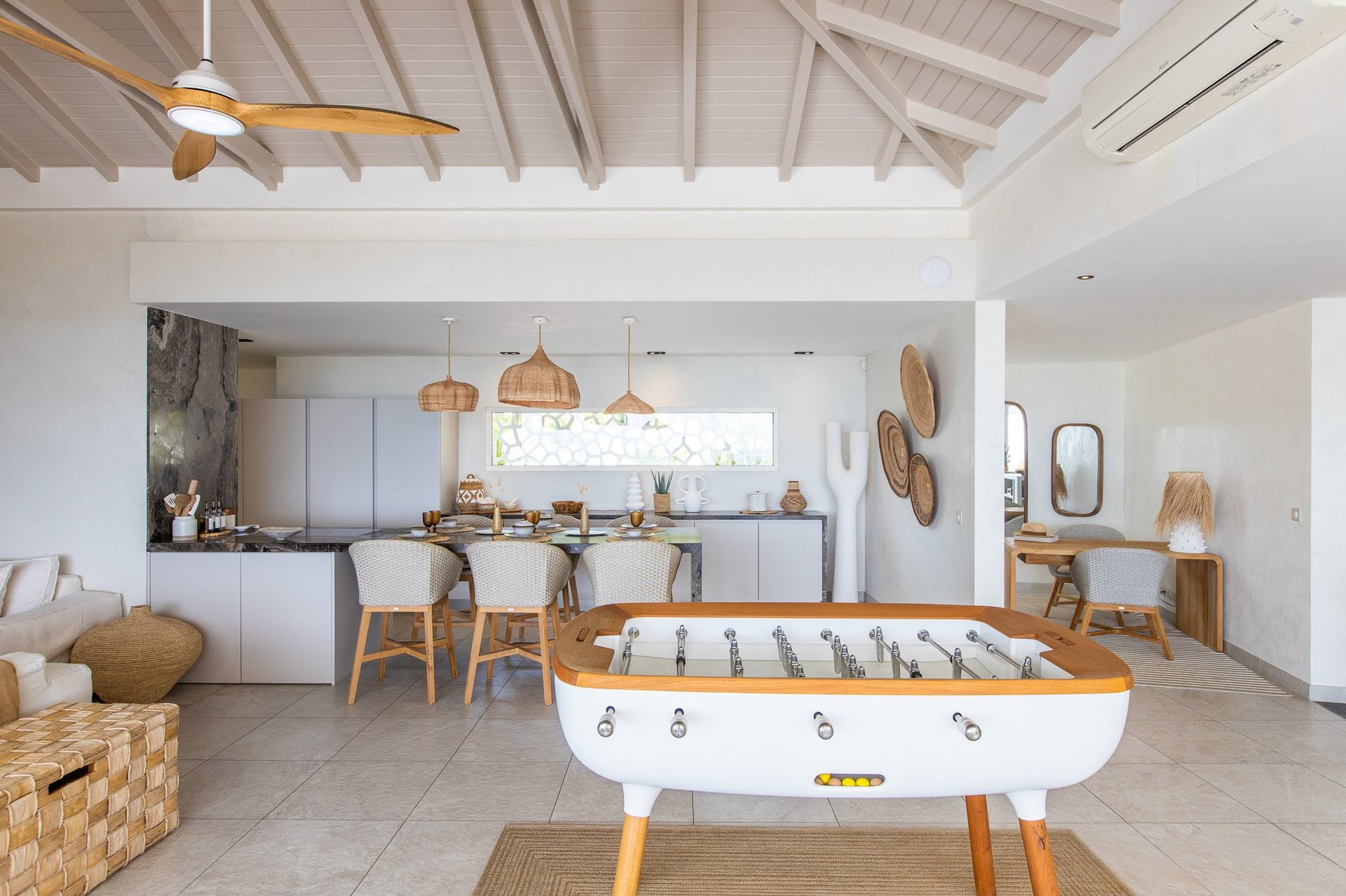 Villa Vogue Art, Five King Suites with Pinel Island Views in Cul de Sac - Photo 16
