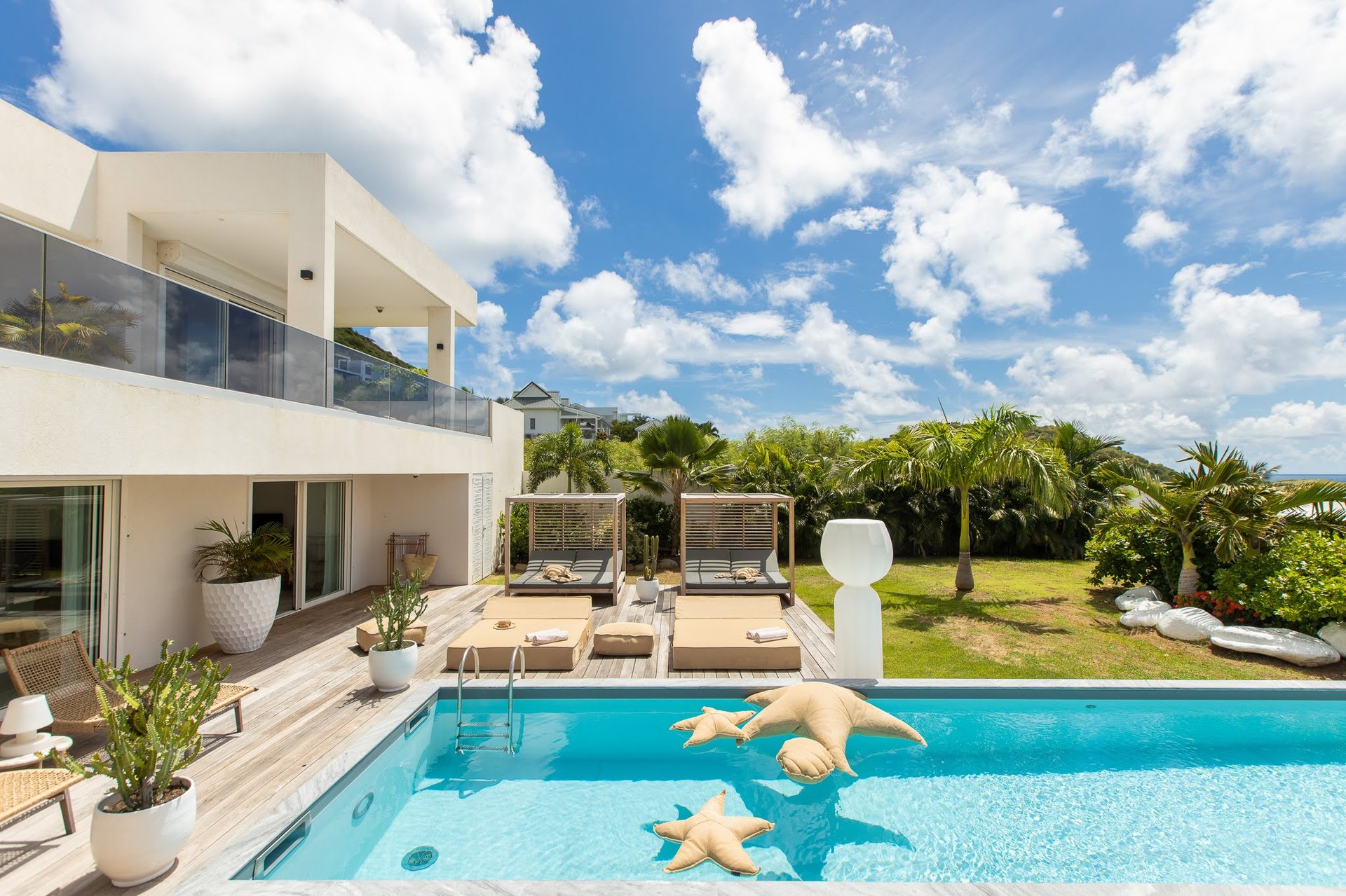 Villa Vogue Art, Five King Suites with Pinel Island Views in Cul de Sac Gallery 2