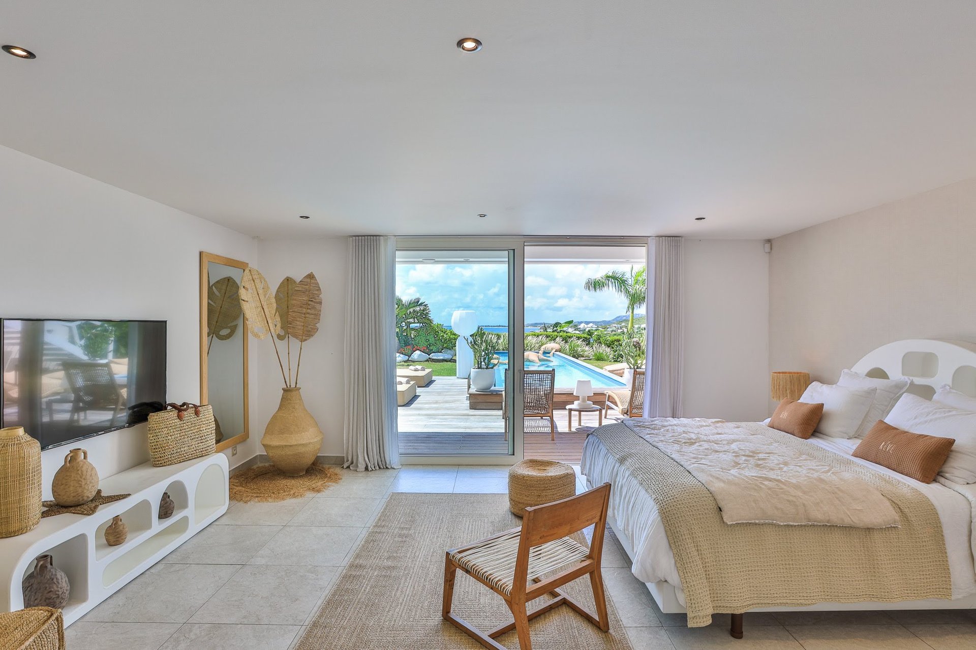 Villa Vogue Art, Five King Suites with Pinel Island Views in Cul de Sac - Photo 45
