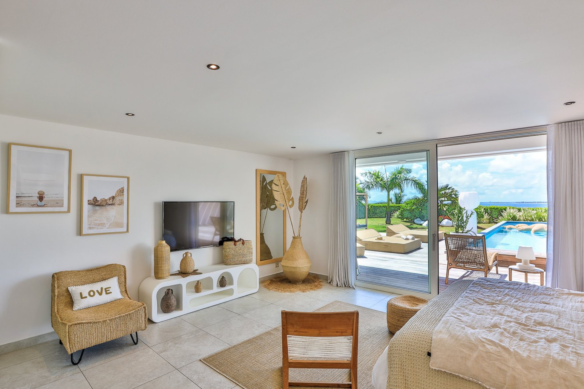 Villa Vogue Art, Five King Suites with Pinel Island Views in Cul de Sac - Photo 46
