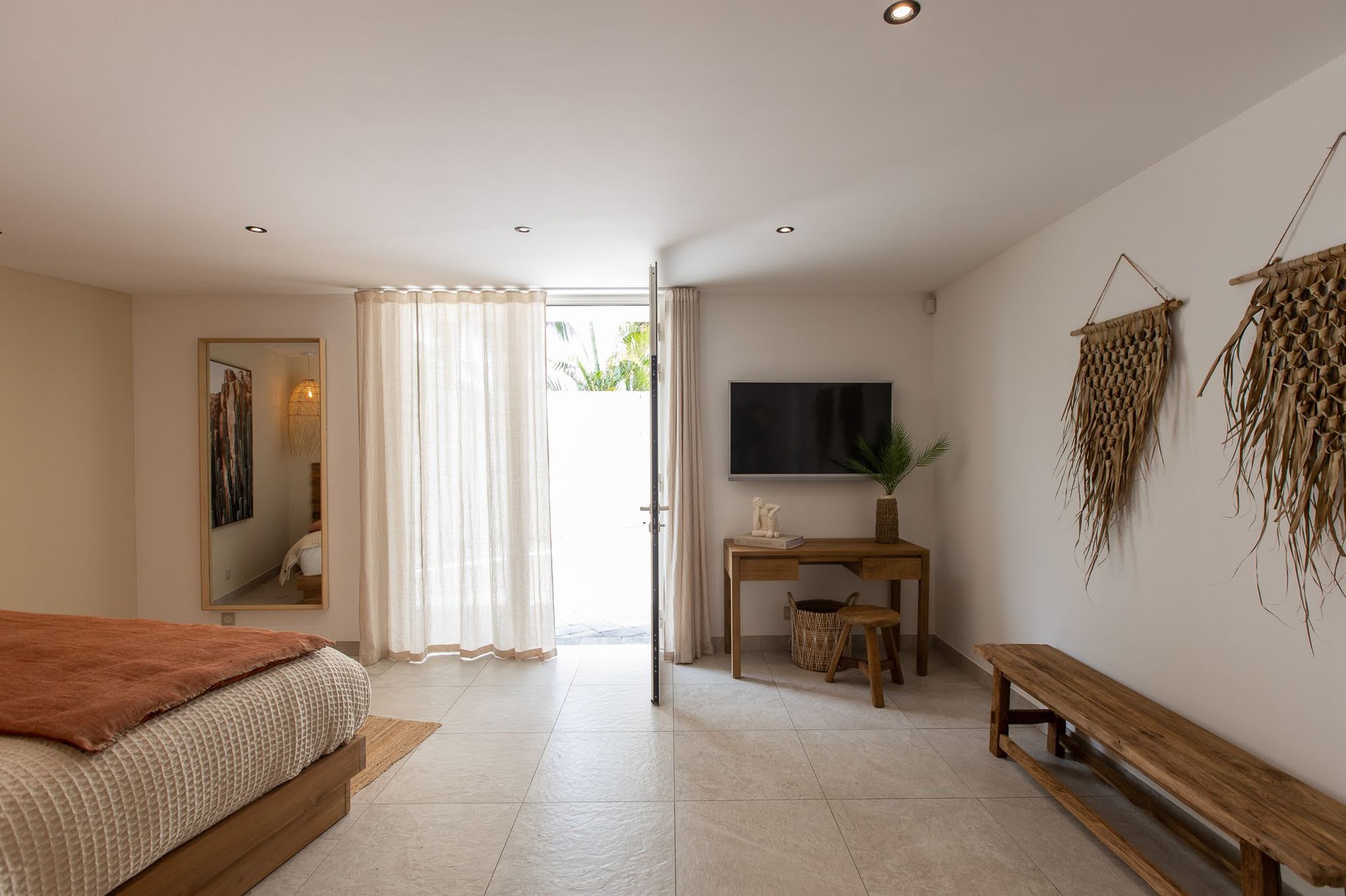 Villa Vogue Art, Five King Suites with Pinel Island Views in Cul de Sac - Photo 54