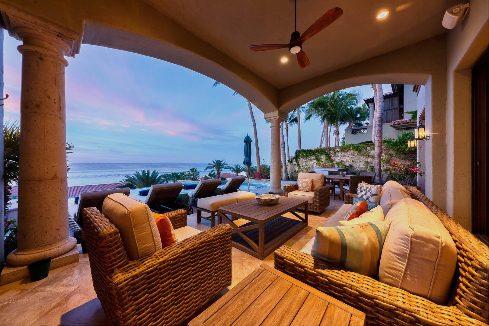 Villas del Mar 369, Ocean-View Palmilla Villa with Butler, Cook and Golf Cart Gallery 3