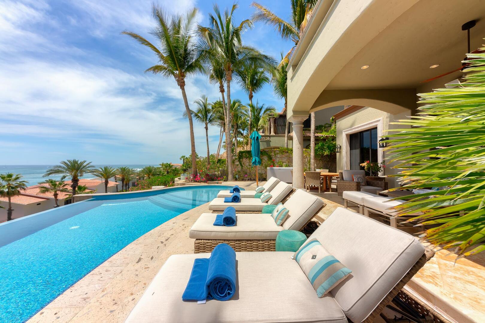 Villas del Mar 369, Ocean-View Palmilla Villa with Butler, Cook and Golf Cart - Photo 9