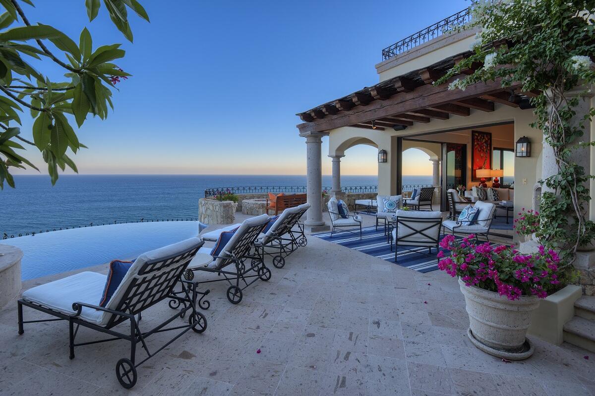Villas del Mar 377, Ocean View Palmilla Villa with Chef, Butler and Golf Cart Gallery 2