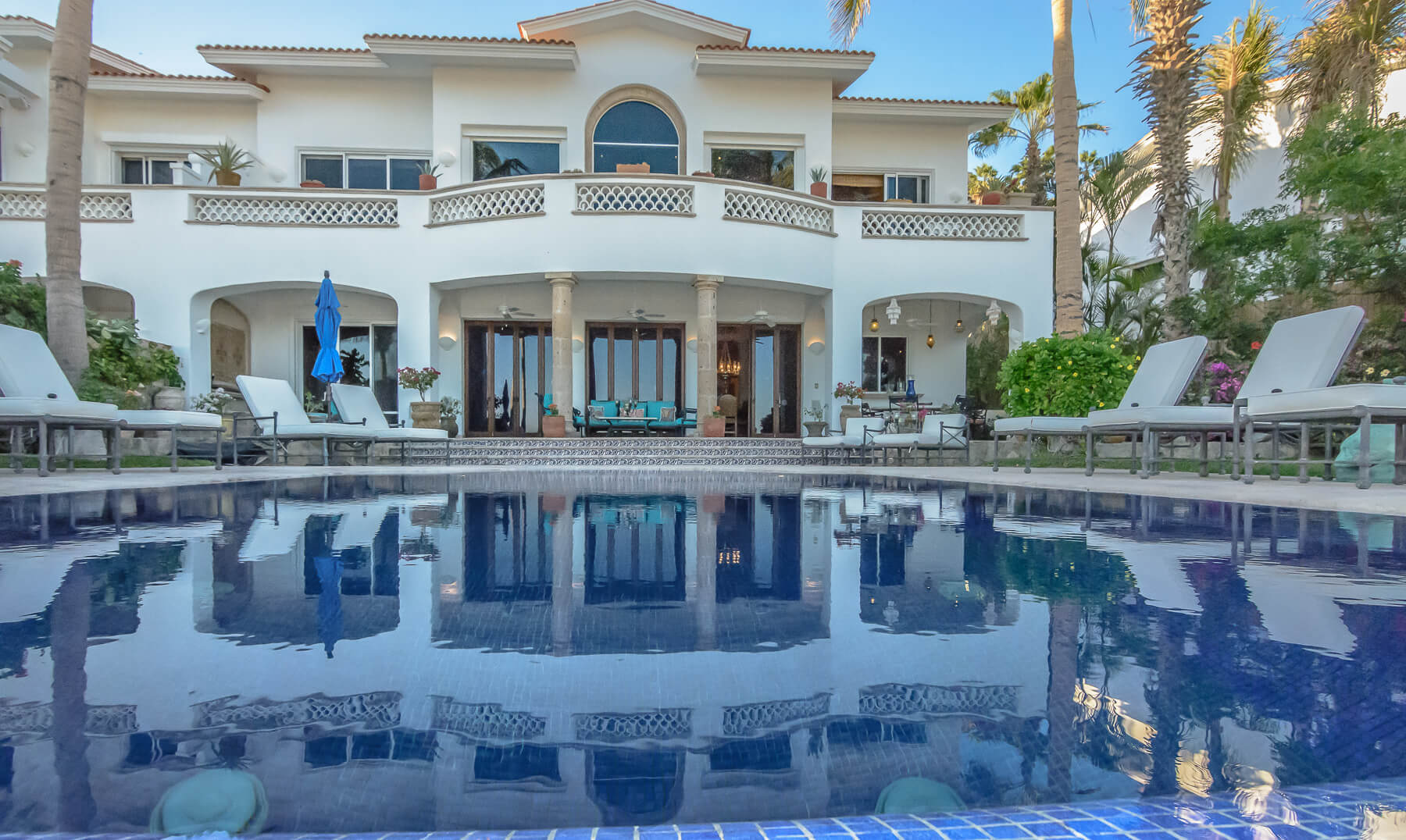 Villas del Mar 461, Beachfront Palmilla Villa with Butler, Cook and Private Pool Main View