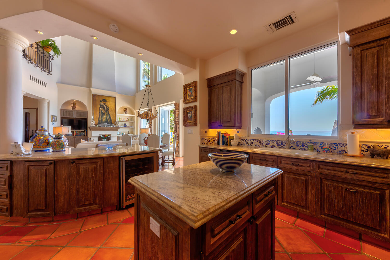 Villas del Mar 481, Beachfront Palmilla Villa with Private Pool, Cook and Butler - Photo 9
