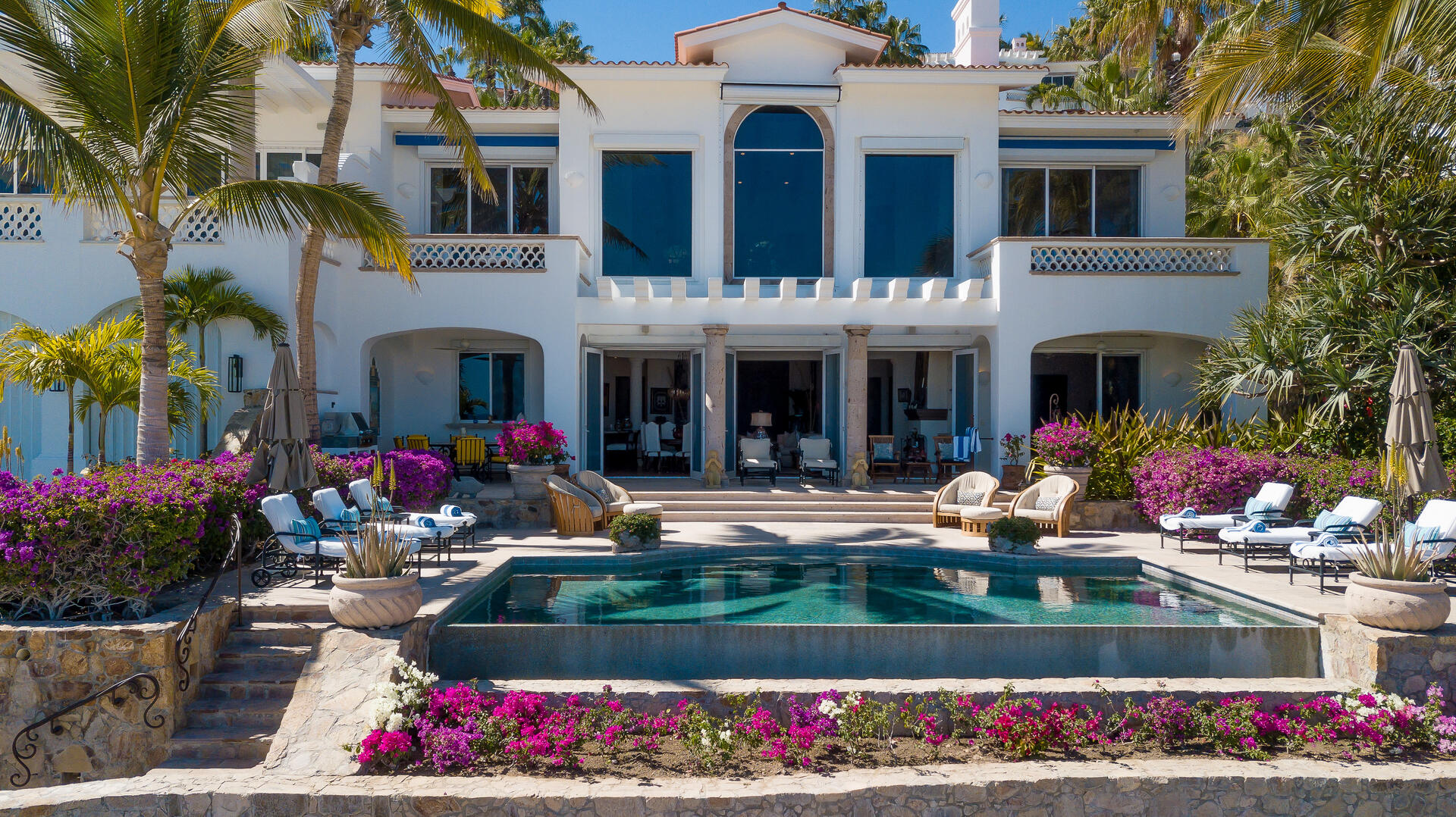 Villas del Mar 481, Beachfront Palmilla Villa with Private Pool, Cook and Butler Main View