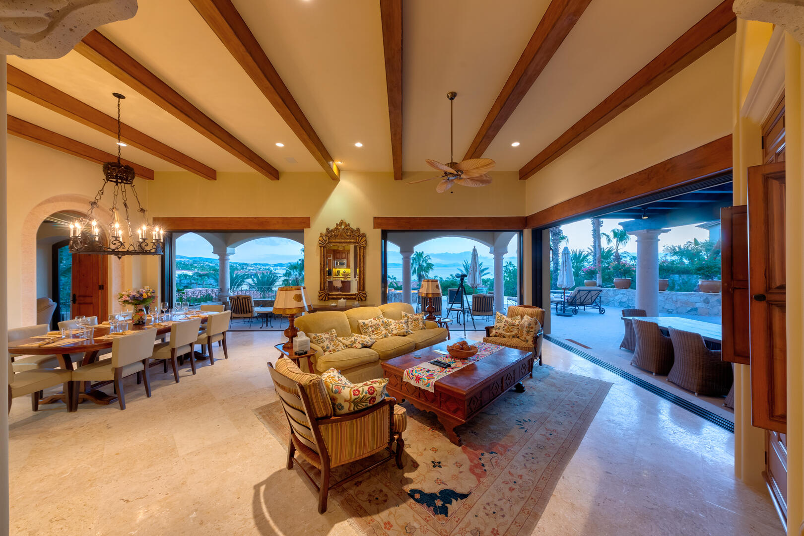 Villas del Mar Casita 33, Palmilla Ocean-View Villa with Chef, Butler and Golf Cart Gallery 1