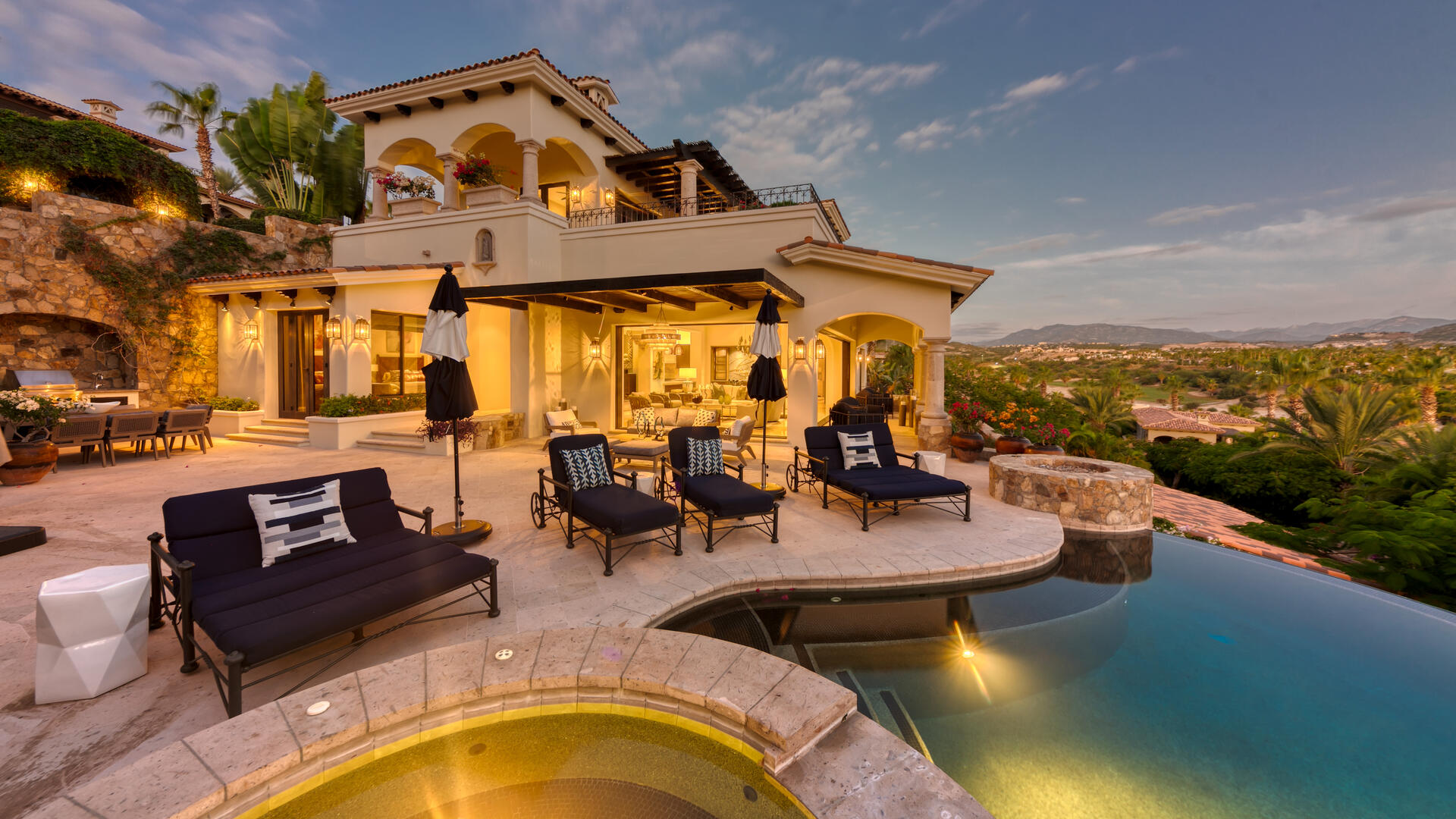 Villas del Mar Casita 34, Ocean-View Palmilla Casita with Private Pool, Jacuzzi and Full Staff Main View