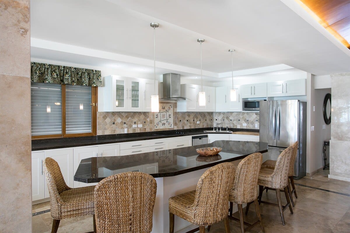 Villa Vittoria, Six King Bedrooms on the Sands of Simpson Bay - Photo 24