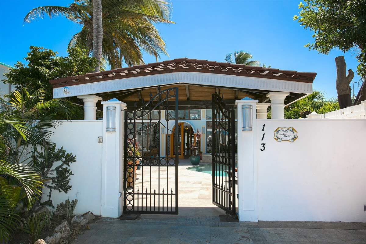 Villa Vittoria, Six King Bedrooms on the Sands of Simpson Bay - Photo 30