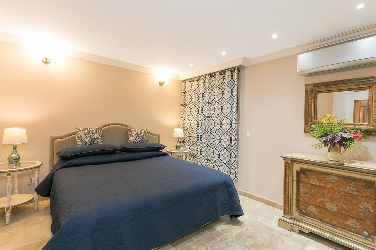 Villa Vittoria, Six King Bedrooms on the Sands of Simpson Bay - Photo 43