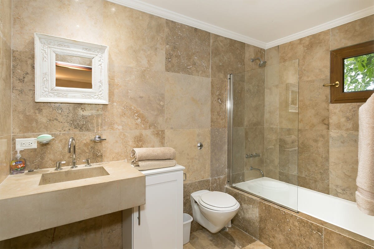 Villa Vittoria, Six King Bedrooms on the Sands of Simpson Bay - Photo 45