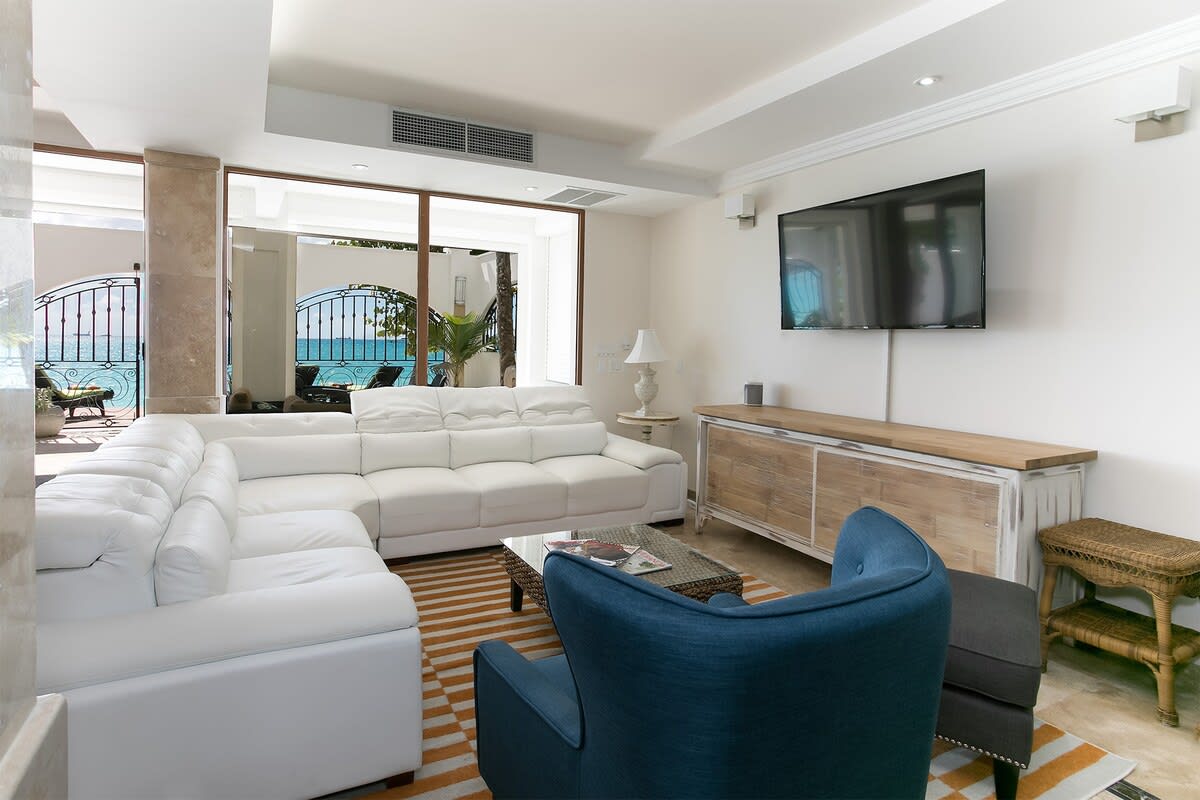 Villa Vittoria, Six King Bedrooms on the Sands of Simpson Bay - Photo 49