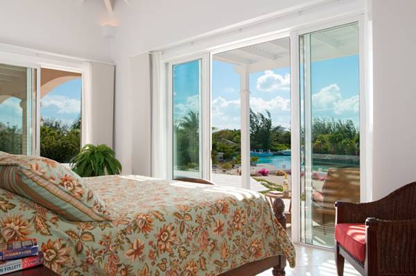 Villa Vivace, Contemporary Leeward Waterfront Villa with Private Dock and Pool - Photo 8