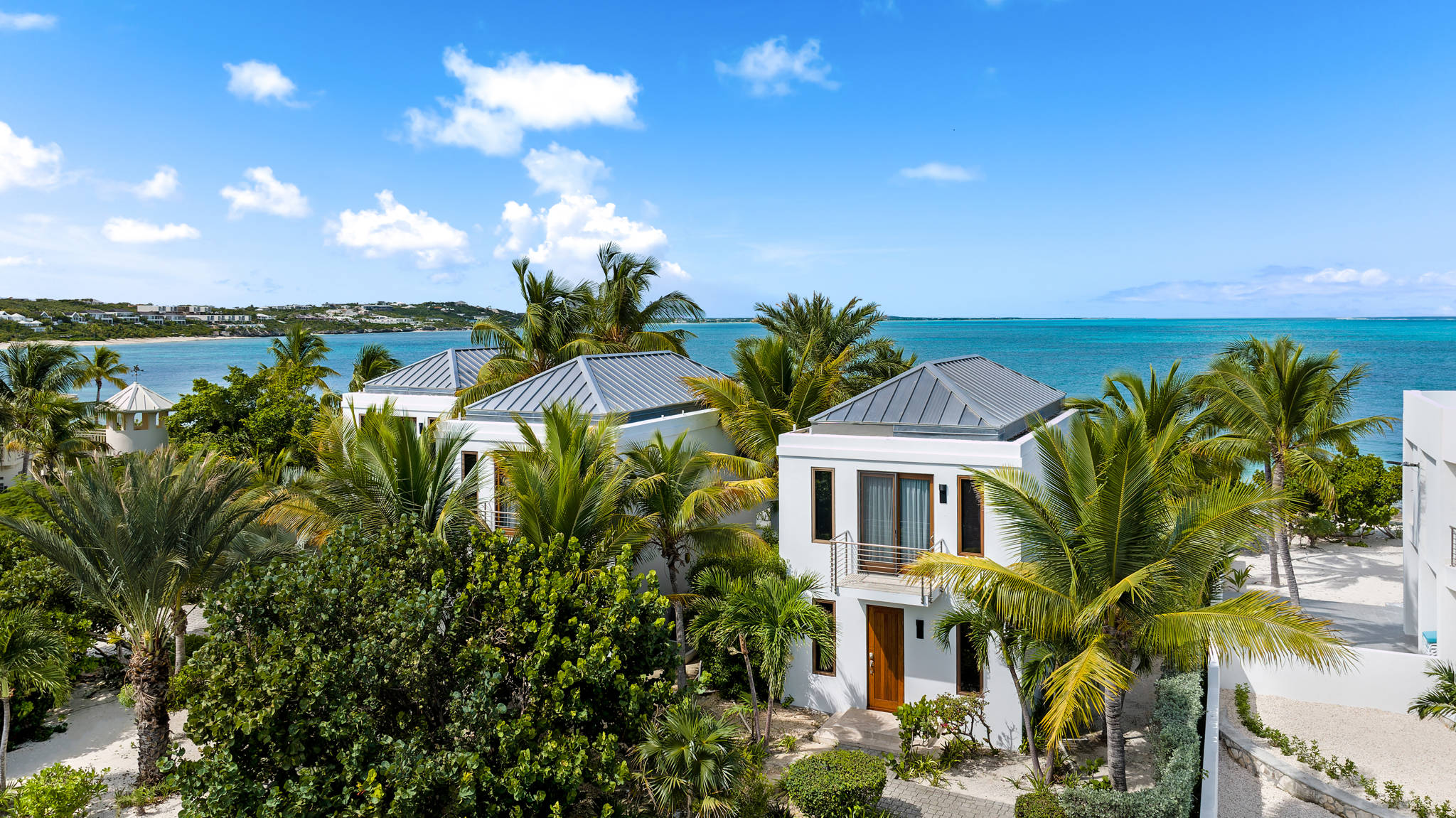 Water Edge Villa, Beachfront One-Bedroom in Turtle Cove - Photo 17